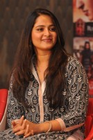 Anushka (aka) Anushka Shetty