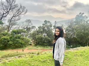 Aparna Das (aka) Aparna