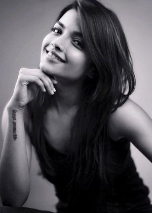 Ashna Zaveri (aka) Actress Ashna Zaveri