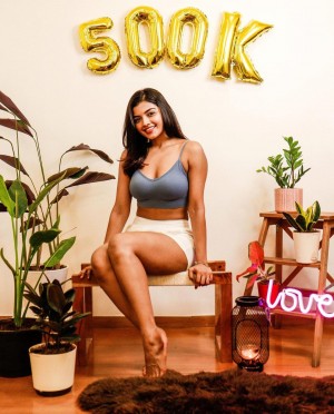 Ashna Zaveri (aka) Actress Ashna Zaveri