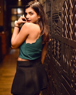 Ashna Zaveri (aka) Actress Ashna Zaveri