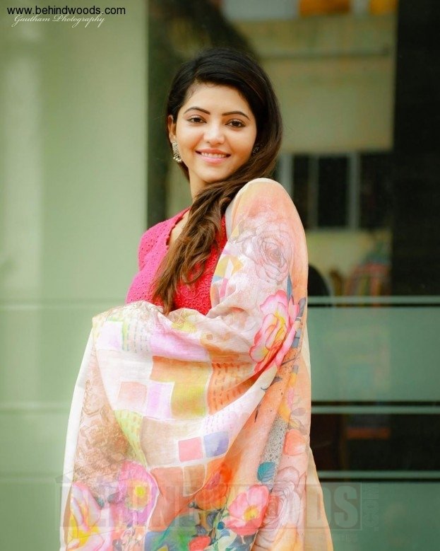 Athulya Ravi (aka) AthulyaRavi photos stills & images