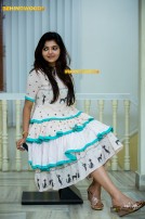 Athulya Ravi (aka) AthulyaRavi