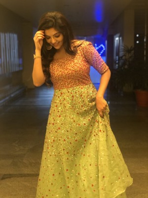 Athulya Ravi (aka) AthulyaRavi