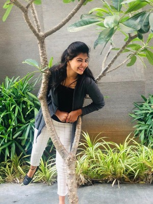 Athulya Ravi (aka) AthulyaRavi