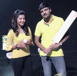 Athulya Ravi (aka) AthulyaRavi