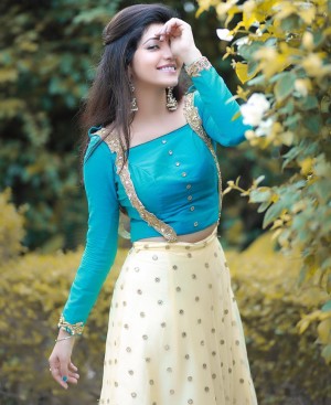 Athulya Ravi (aka) AthulyaRavi