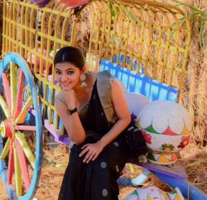 Athulya Ravi (aka) AthulyaRavi