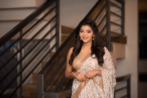 Athulya Ravi (aka) AthulyaRavi