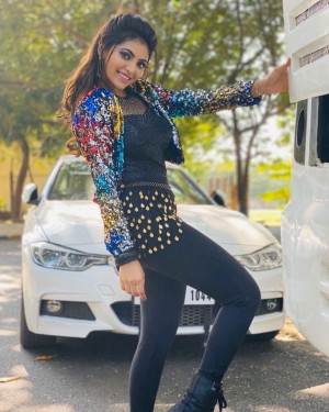 Athulya Ravi (aka) AthulyaRavi