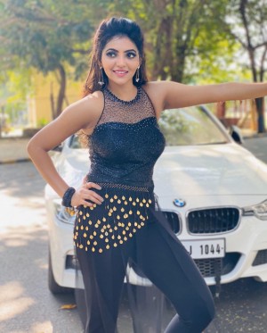 Athulya Ravi (aka) AthulyaRavi