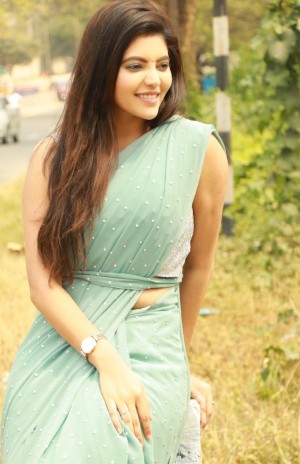 Athulya Ravi (aka) AthulyaRavi