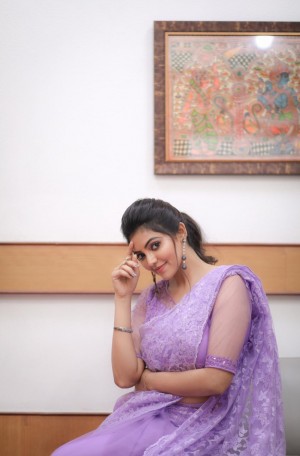 Athulya Ravi (aka) AthulyaRavi