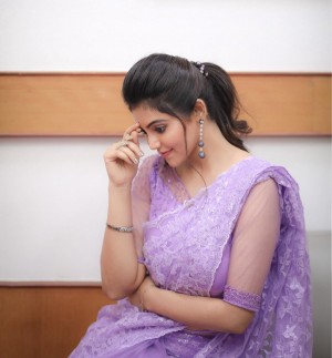 Athulya Ravi (aka) AthulyaRavi