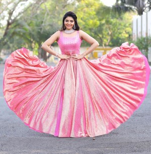 Athulya Ravi (aka) AthulyaRavi