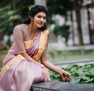 Athulya Ravi (aka) AthulyaRavi