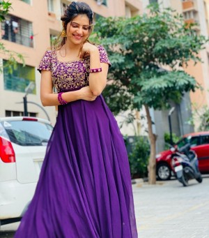 Athulya Ravi (aka) AthulyaRavi