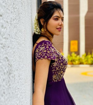 Athulya Ravi (aka) AthulyaRavi