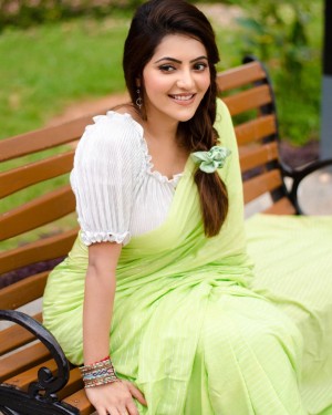 Athulya Ravi (aka) AthulyaRavi