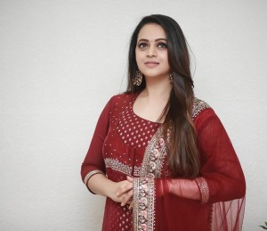 Bhavana (aka) Bavana