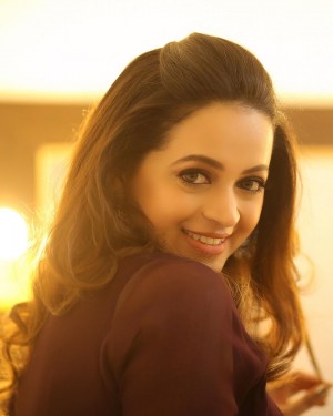 Bhavana (aka) Bavana