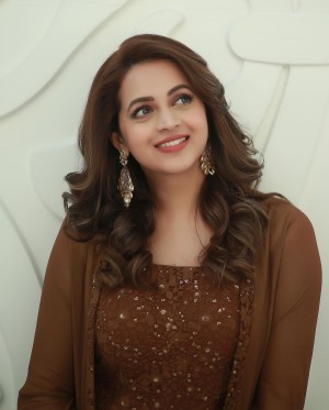 Bhavana (aka) Bavana