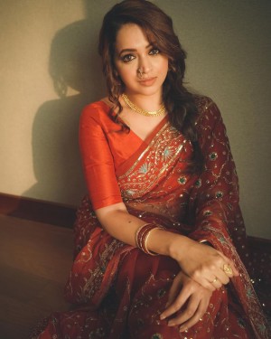 Bhavana (aka) Bavana