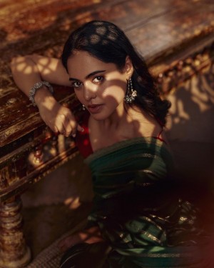 Bindu Madhavi (aka) Bindhu Madhavi