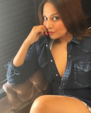 Bipasha Basu (aka) BipashaBasu