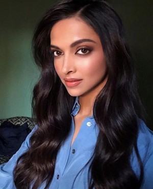 Deepika Padukone (aka) Deepika