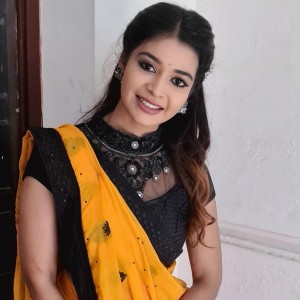 Dharsha Gupta (aka) Dharsha Guptaa