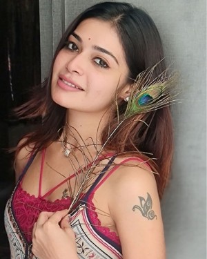 Dharsha Gupta (aka) Dharsha Guptaa