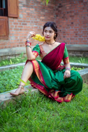 Dharsha Gupta (aka) Dharsha Guptaa