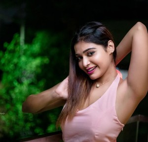 Dharsha Gupta (aka) Dharsha Guptaa