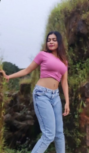 Dharsha Gupta (aka) Dharsha Guptaa