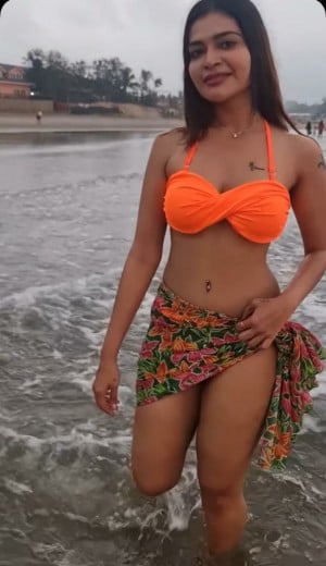 Dharsha Gupta (aka) Dharsha Guptaa