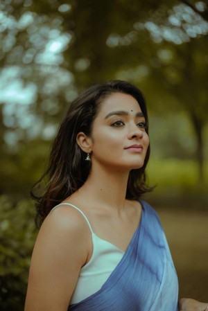 Gayathrie (aka) Gayathrie Shankar