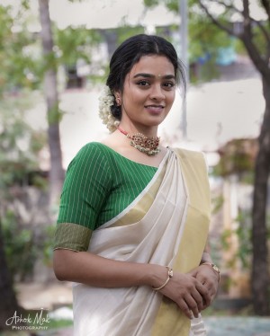 Gayathrie (aka) Gayathrie Shankar