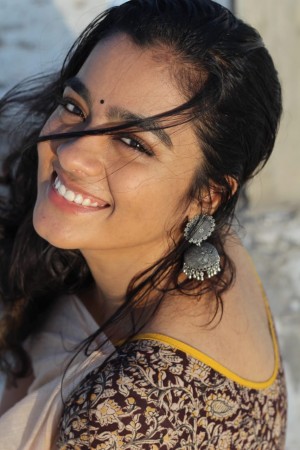 Gayathrie (aka) Gayathrie Shankar