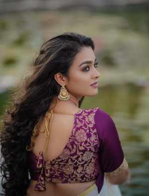 Gayathrie (aka) Gayathrie Shankar