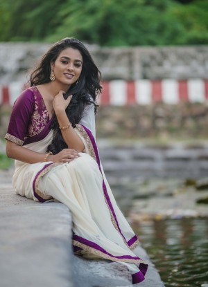 Gayathrie (aka) Gayathrie Shankar