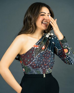 Hansika Motwani (aka) Actress Hansika