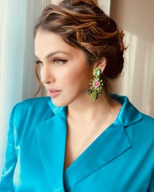 Isha Koppikar (aka) Isha Kopikar