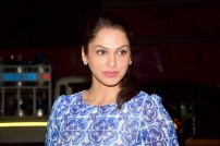 Isha Koppikar (aka) Isha Kopikar