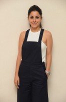 Isha Talwar (aka) Isha Talvar