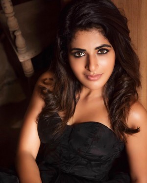 Iswarya Menon (aka) Iswaryaa Menon