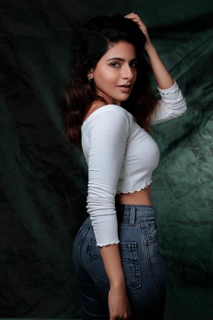 Iswarya Menon (aka) Iswaryaa Menon