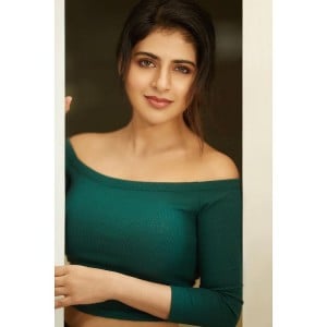 Iswarya Menon (aka) Iswaryaa Menon