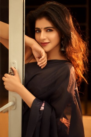 Iswarya Menon (aka) Iswaryaa Menon