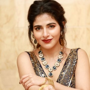 Iswarya Menon (aka) Iswaryaa Menon